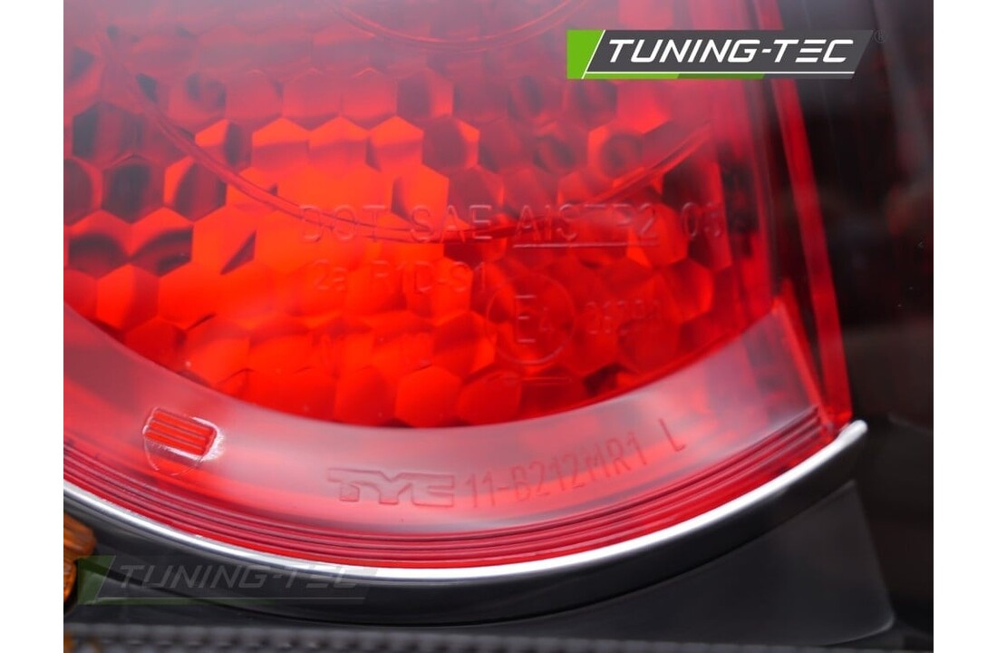 Achterlicht zwart links voor Mitsubishi Lancer 4D Sedan (2008-2016)