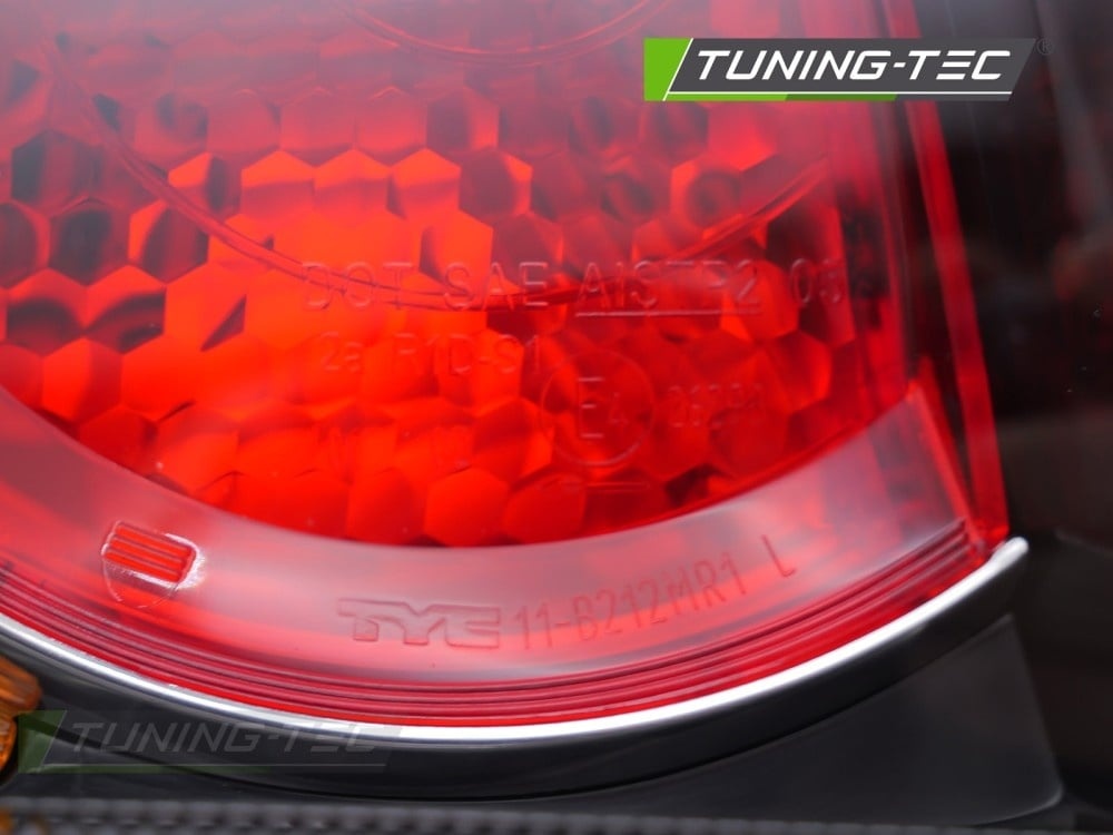 Achterlicht zwart links voor Mitsubishi Lancer 4D Sedan (2008-2016)