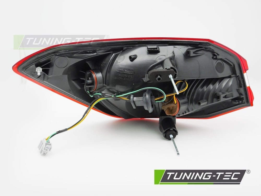 Achterlicht Rechts TYC geschikt voor Ford Focus MK4 2018-2021 Hatchback