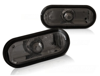 Zijkant knipperlichten geschikt voor Ford Fiesta MK6 05 02-08 / C-MAX / Focus MK2 smoke