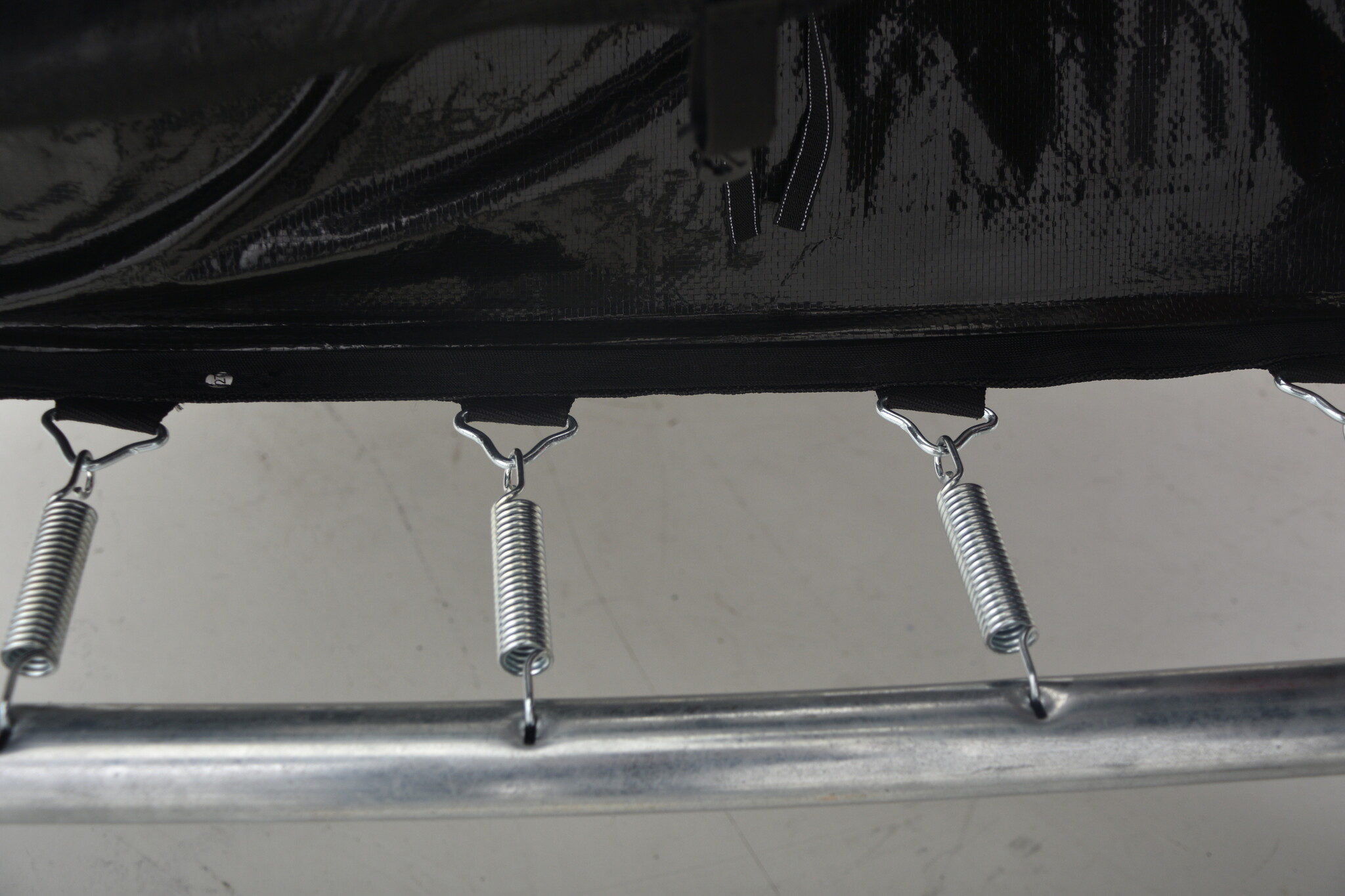 Trampoline rechthoekig 126×193 cm - glijbaan & schommel - rood