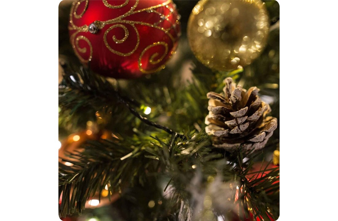 Kerstboom met dennenappels - 180 cm - Groen/Bruin - Grenenhout