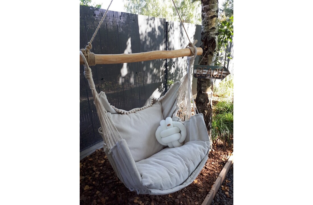 Decoratie kussen knot 30x30cm creme katoen handgemaakt