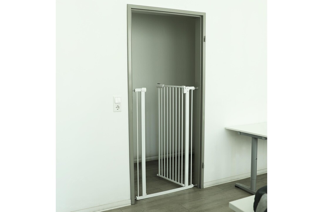 Traphek baby: 72-86cm, wit metaal, 120cm hoog, klem/zonder boren