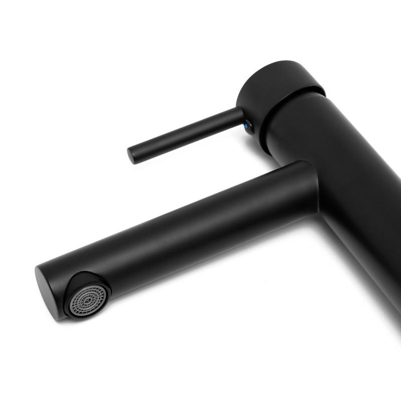 Vrijstaande wastafelkraan matzwart met lange uitloop, messing