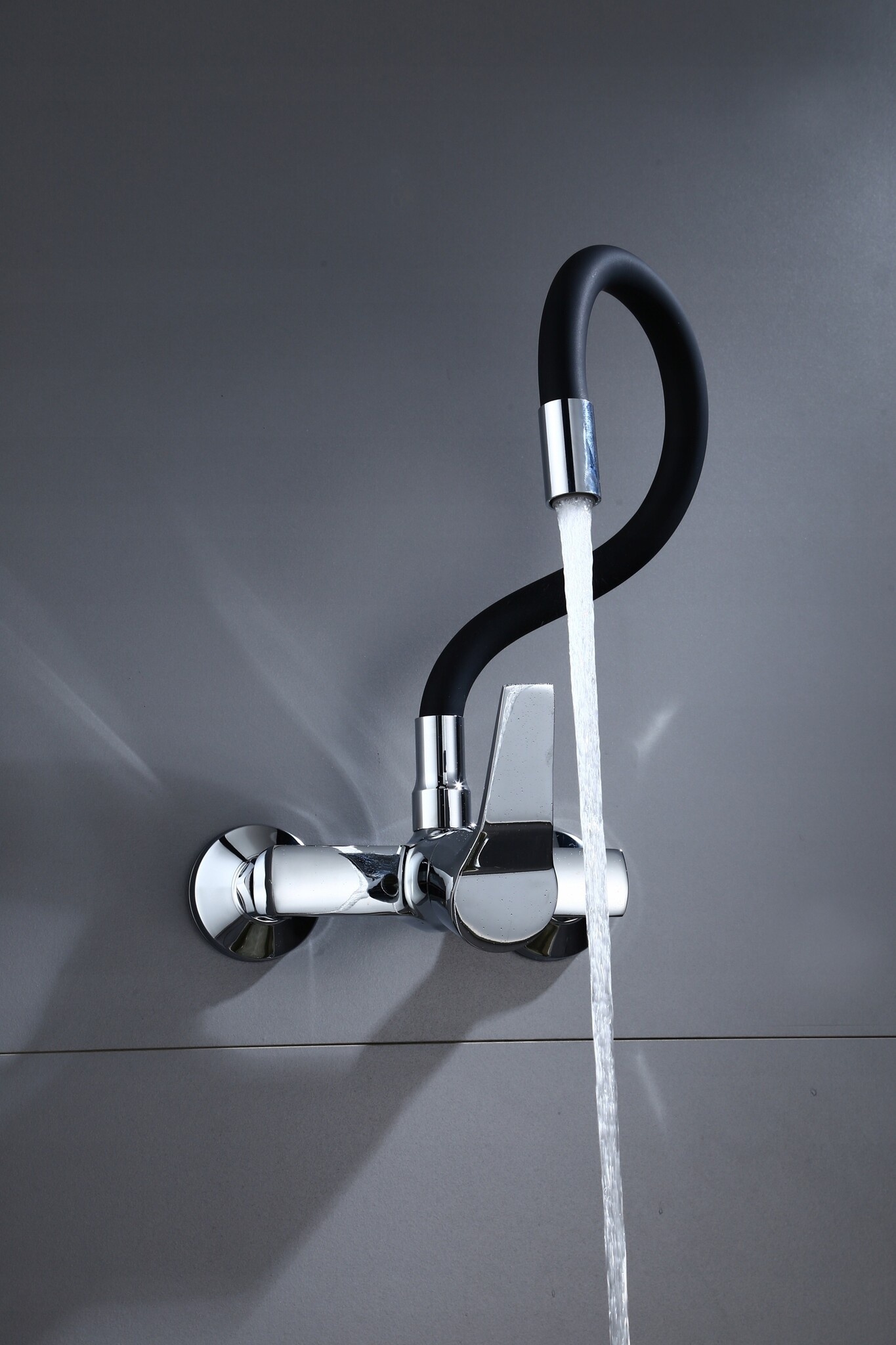 Wandkraan keuken zwart flexibel - Messing, Chroom - 52x18x10 cm