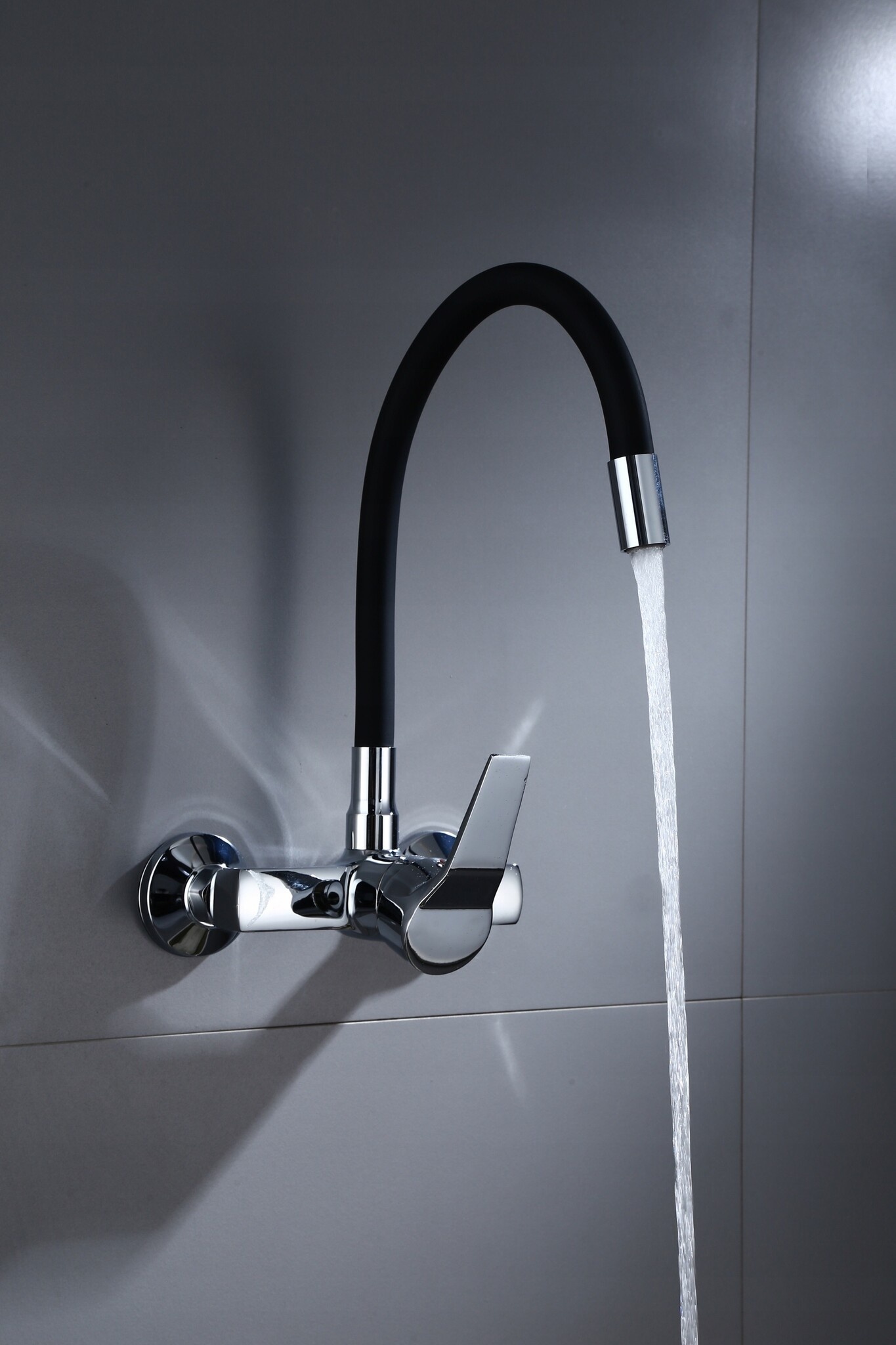 Wandkraan keuken zwart flexibel - Messing, Chroom - 52x18x10 cm