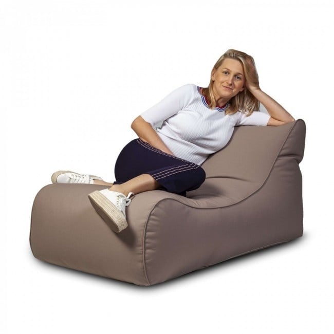 Zitzak buiten: Luxe bruine outdoor poef met waterdichte hoes