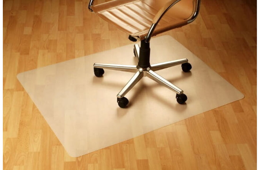 Plastic beschermmat 130x90 cm transparant polypropyleen mat