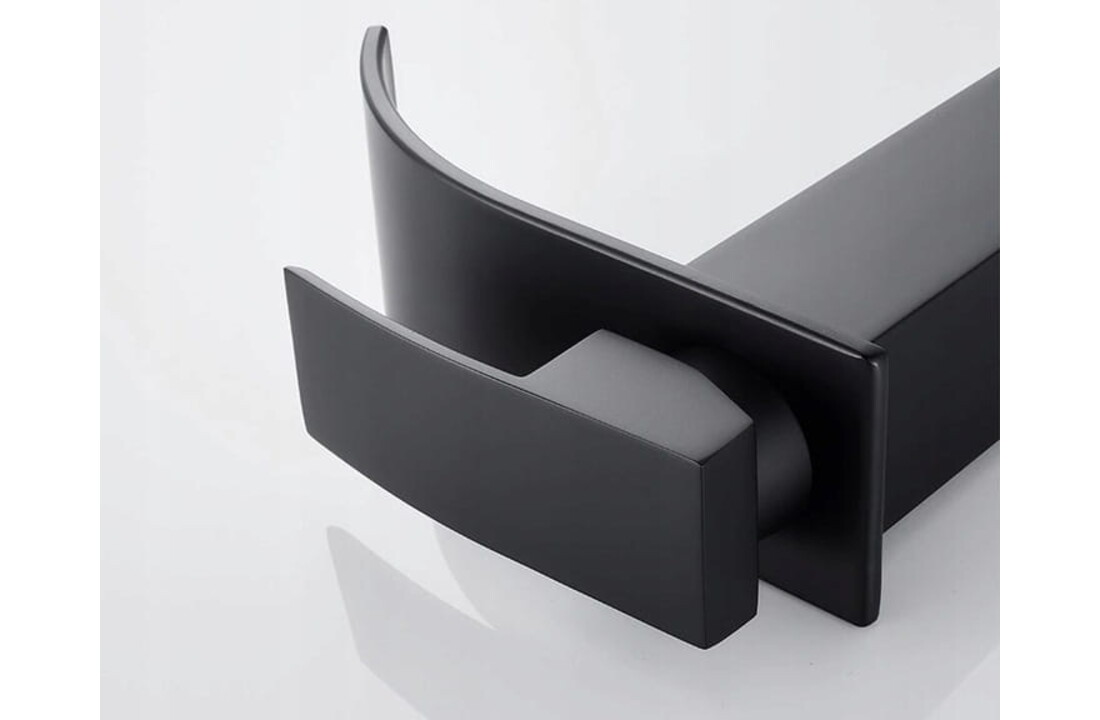 Waterval kraan badkamer mat zwart | Messing | 18 cm hoog