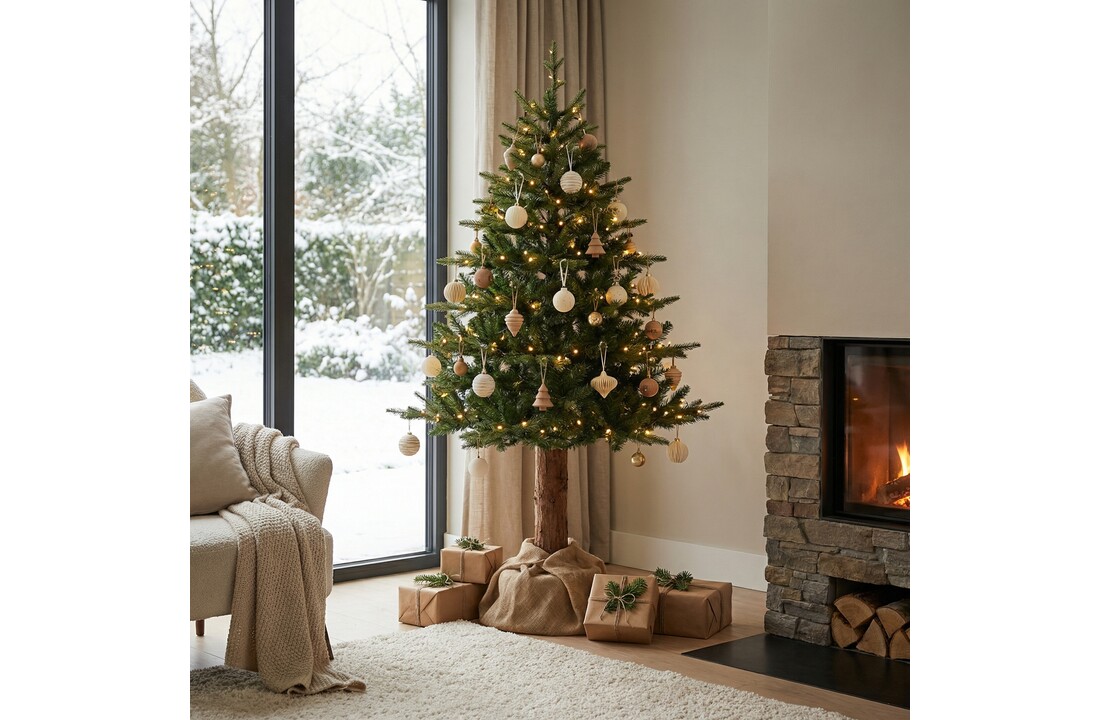 Kunstkerstboom 180 cm - spar met houten stam