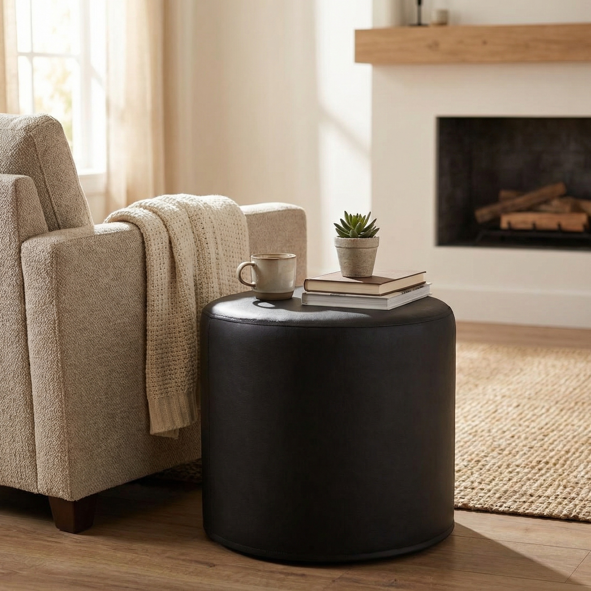 Poef - kunstleer - zwart - 43cm x 53cm - geschikt als bijzettafel