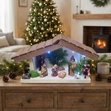 Kerststal hout met kerststal figuren - verlichting - 35x13x22cm