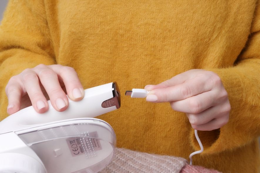 ELDOM Kledingontpiller GDS8 - 6-bladig mes voor delicate stoffen