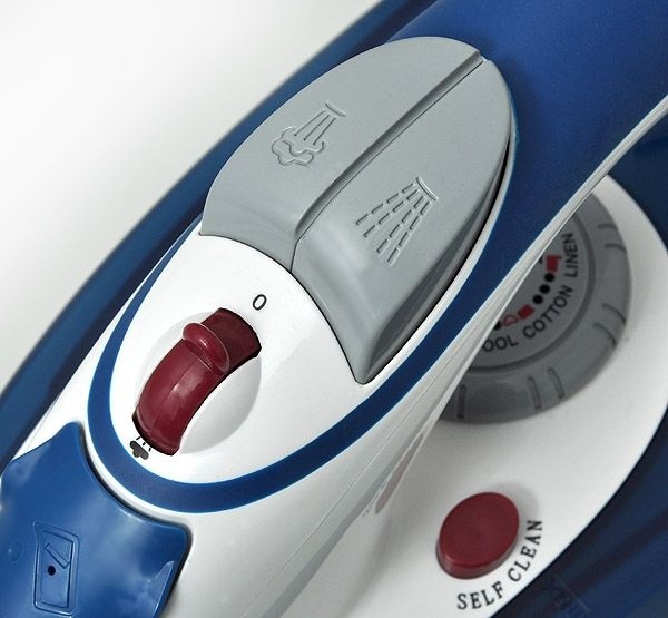 ELDOM Stoomstrijkijzer DA28C - Keramische zoolplaat & 2200W