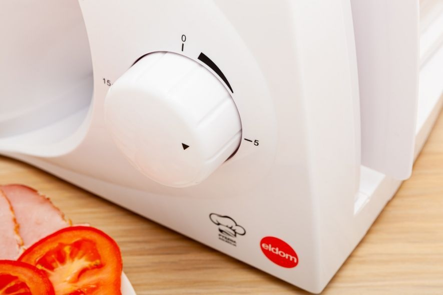 ELDOM elektrische snijmachine KR100 - compact en instelbaar tot 15 mm