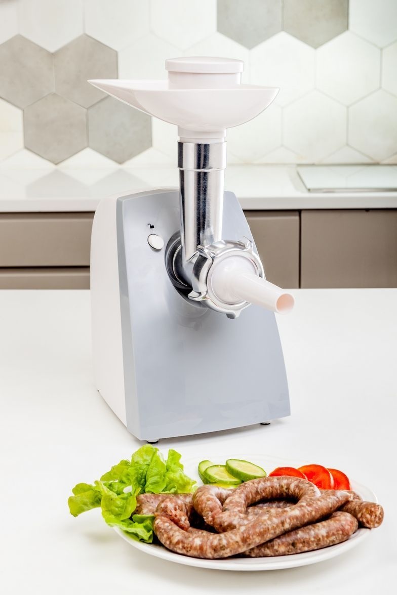 ELDOM Vleesmolen M200 - Maalt 1,5 kg per minuut met 3 schijven