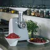 ELDOM Vleesmolen M200 - Maalt 1,5 kg per minuut met 3 schijven