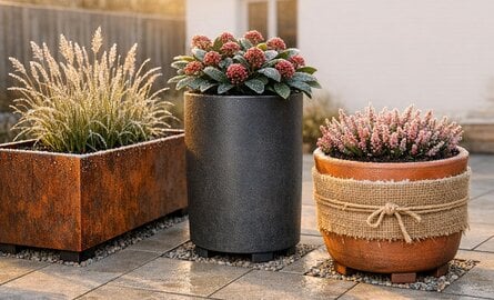 Plantenbak buiten kiezen: materialen, formaten en winterbestendigheid