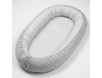 Babynestje - babynest - 82x54cm - diamant patroon - grijs