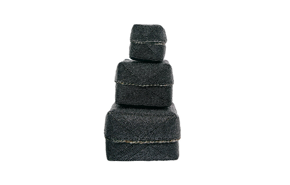 The Beaded Basket - Black - M