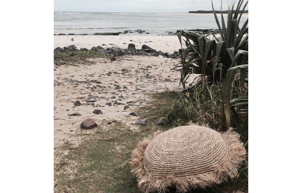 The Raffia Cushion Round - Natural - L