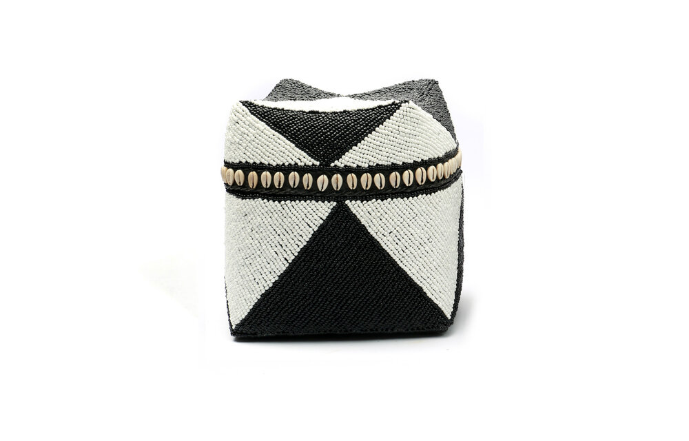 The Beaded Basket Cowrie Diamond High - Black White - L