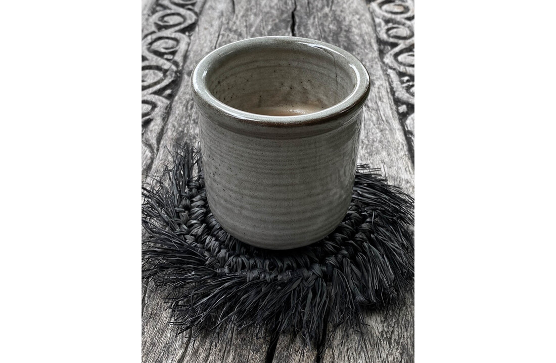 The Fringe Raffia Coaster - Black