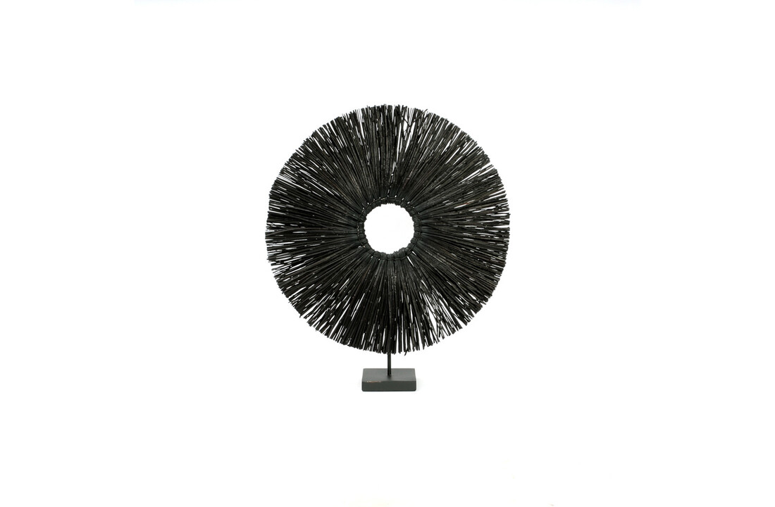 The Alang Alang on Stand - Black - S
