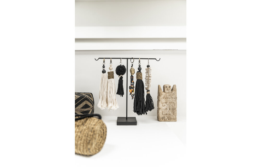 The Macrame Fishbone Keychain - Black