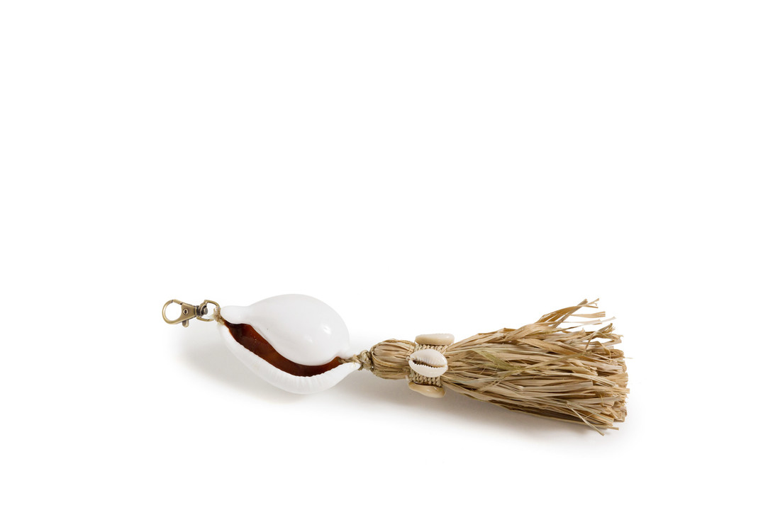 The Kubu Keychain - White Natural