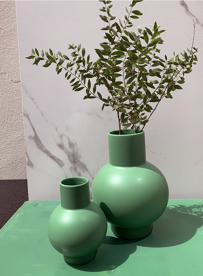 Vase small sloe green