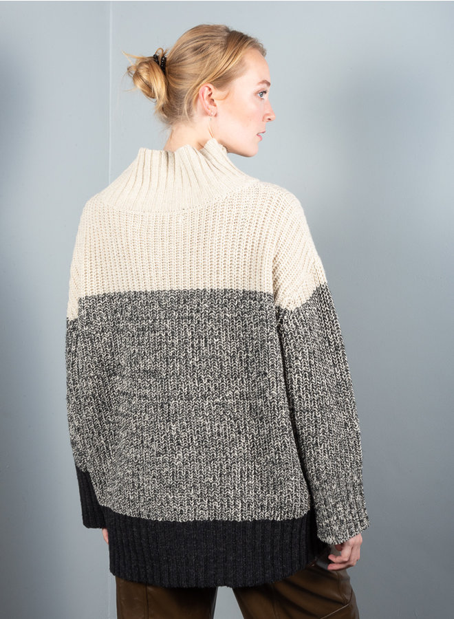 Cal knit trui
