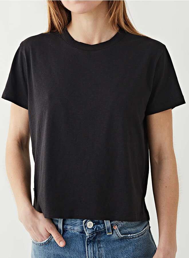 Zoe tee washed black