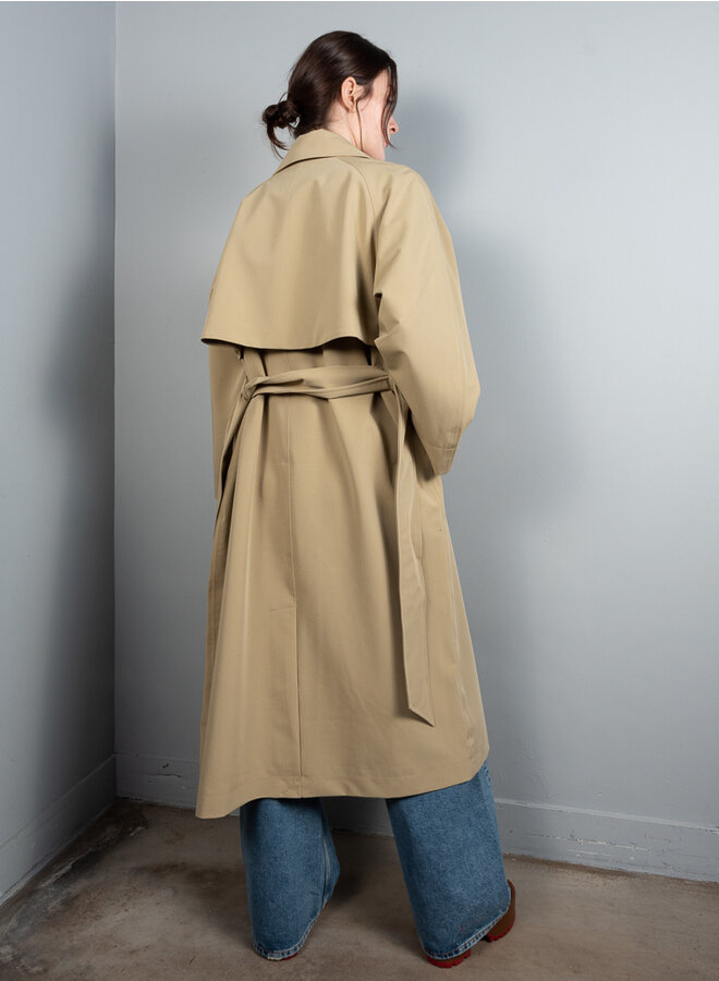 Roomy trench beige