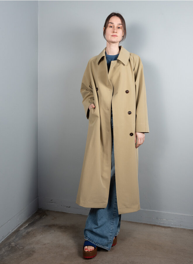 Roomy trench beige