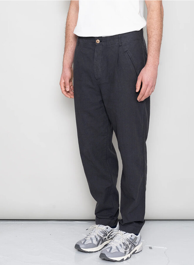 Assembly pant zwart