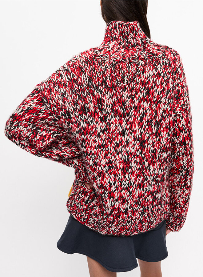 Graphic wool handknit