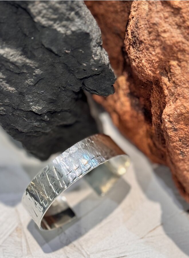 Gray Pat-S bracelet silver