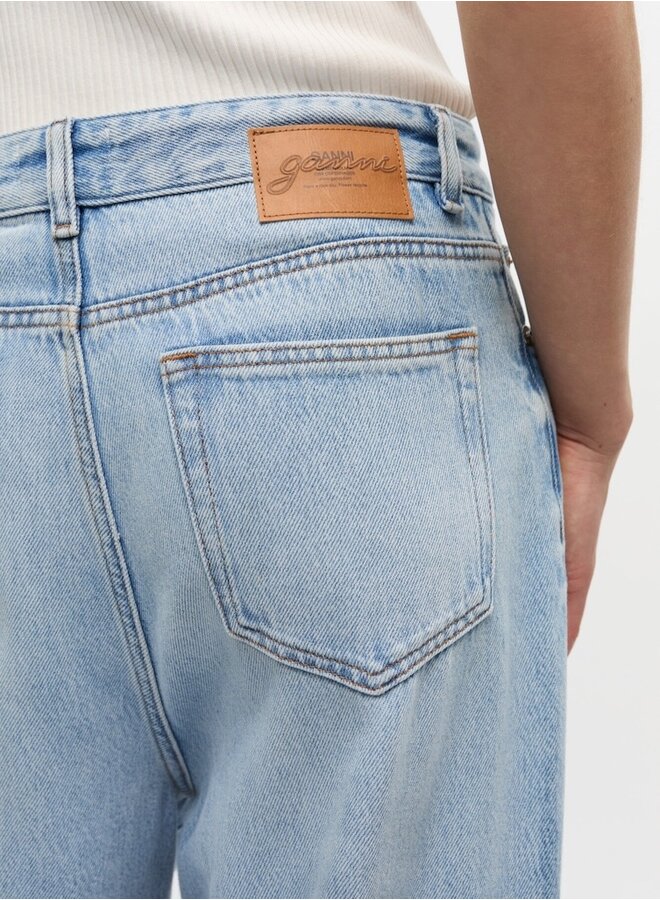 Soft rigid denim