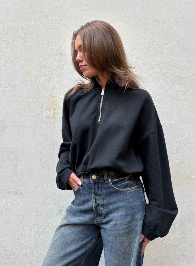 Flea sweater black
