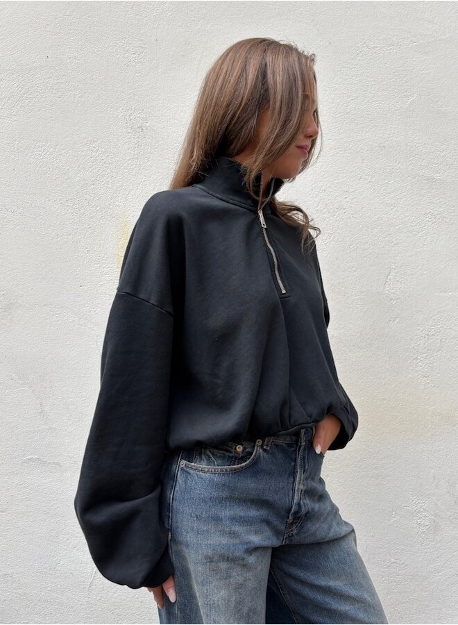 Flea sweater black