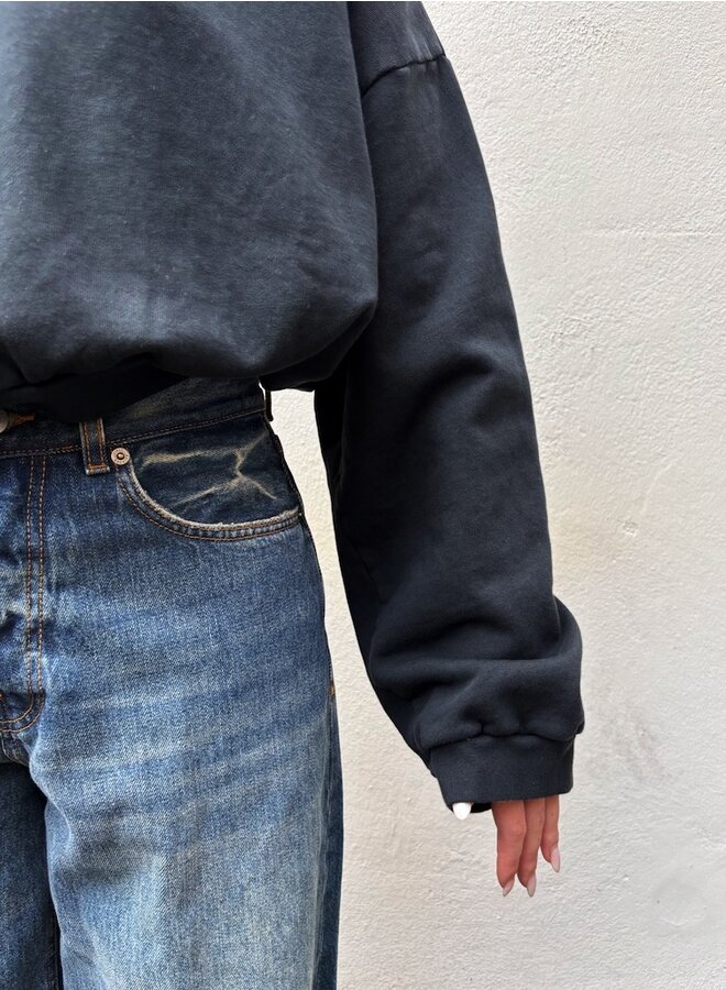 Flea sweater black
