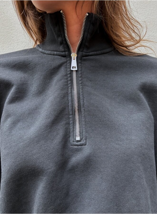 Flea sweater black