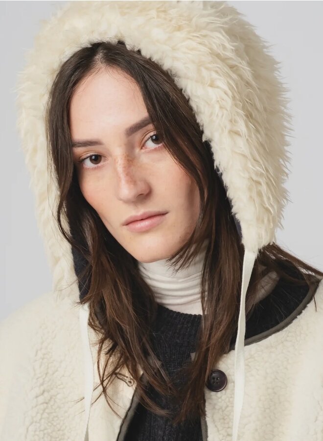 Reversible fleece hat