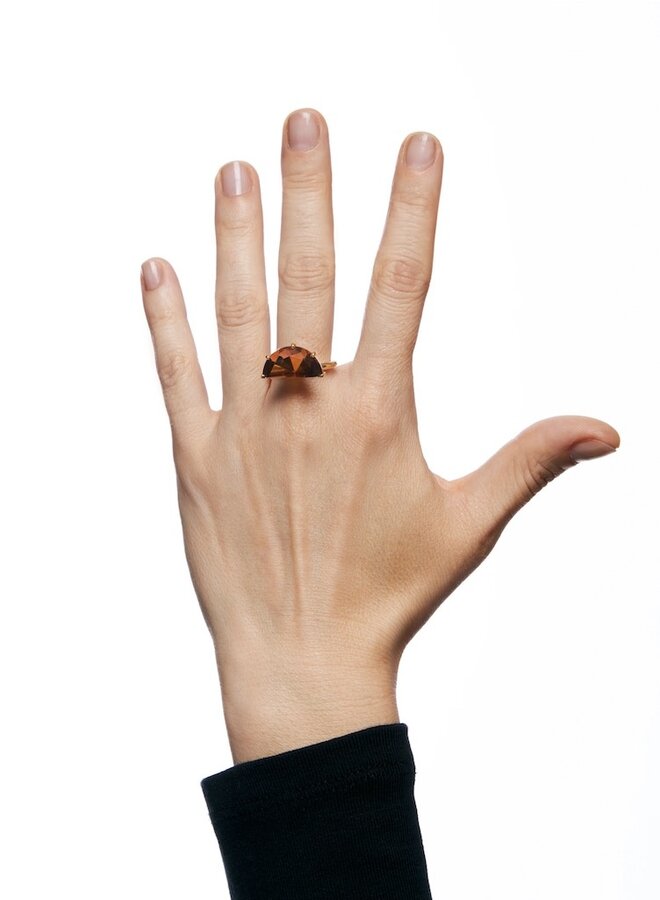 Half cut cognac ring