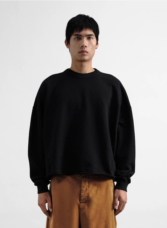 Studio sweater black