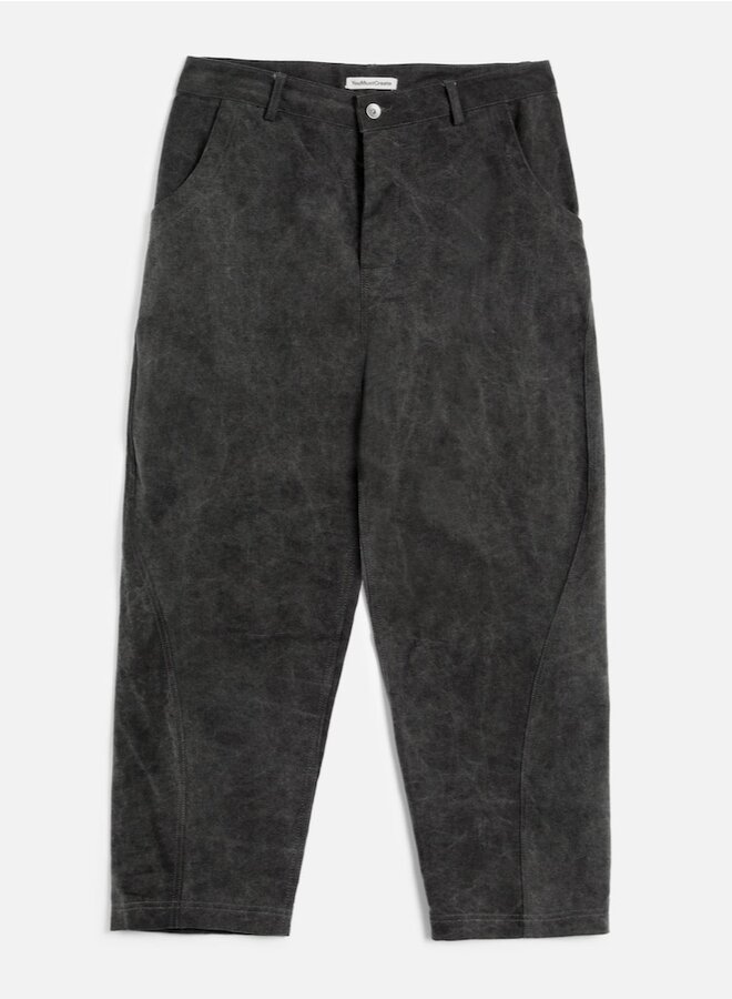 Twisted seam jean antra