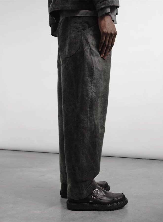 Twisted seam jean antra