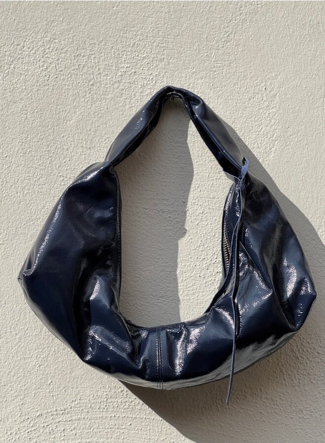 Slouchy shoulder bag night